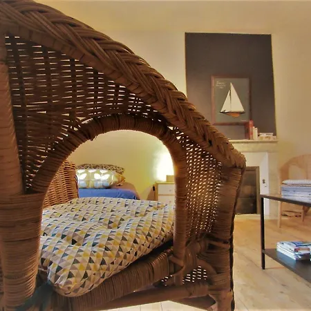 La Maison De Nocleg ze śniadaniem