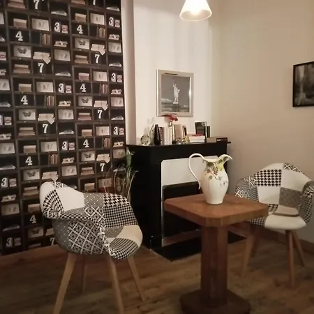 Bed & Breakfast La Maison De Thire