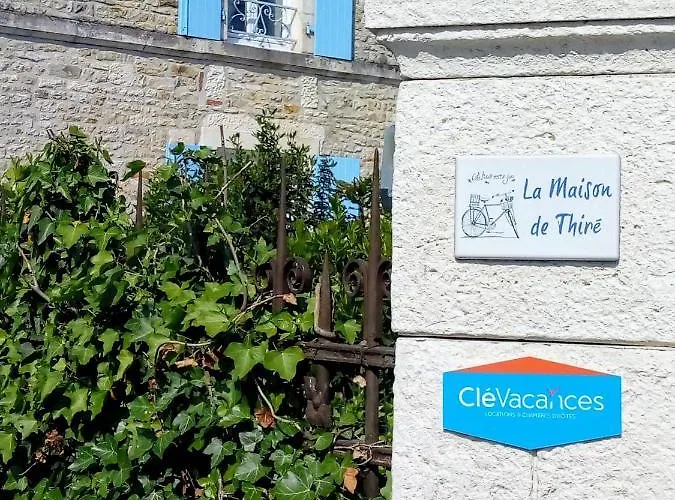 La Maison De 3* Thire