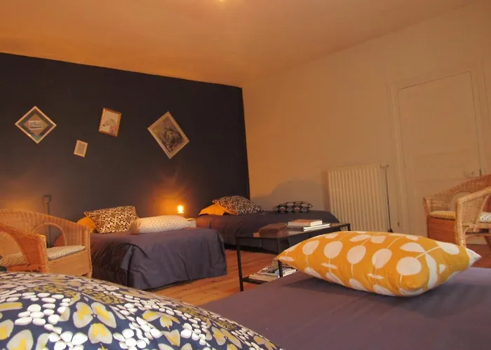 La Maison De Bed & Breakfast